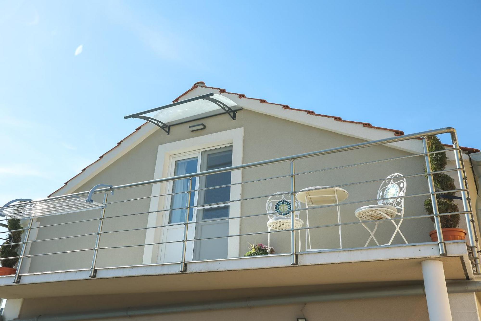 Z&a With Parking Apartamento