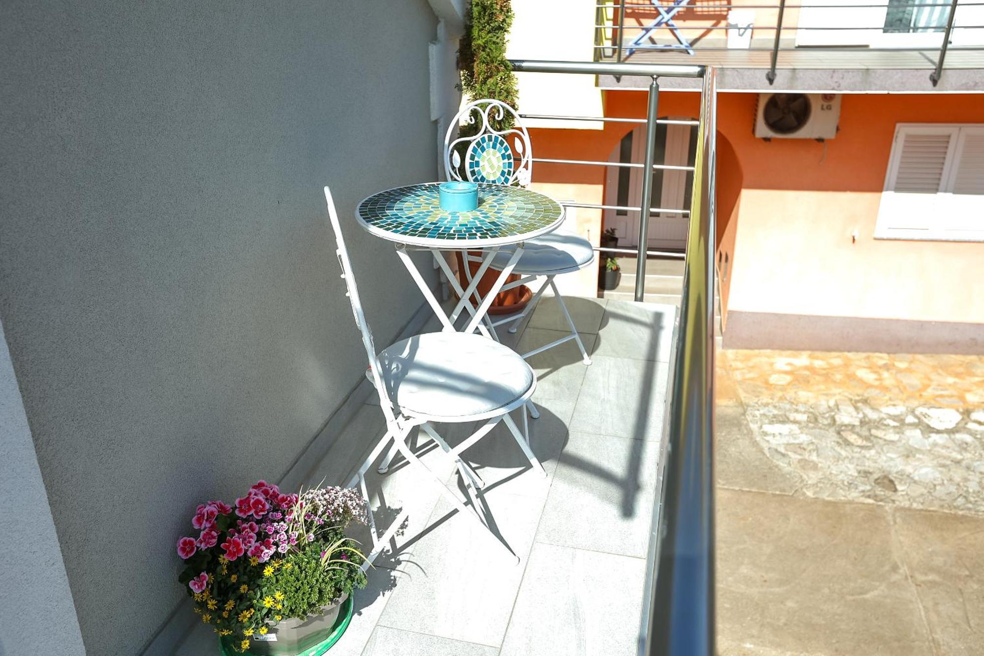 Z&a With Parking Apartamento Božava